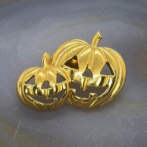 Vintage Avon Gold-Tone Double Pumpkin Halloween Pin Brooch Fall Harvest Autumn